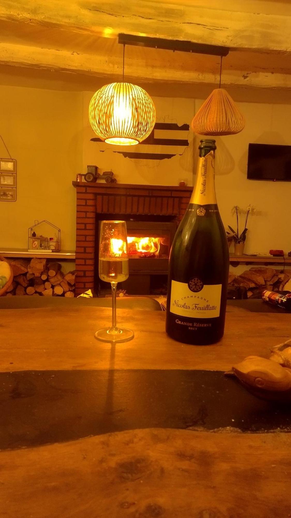 מלון Rouillac  Le Bonheur En Bretagne מראה חיצוני תמונה